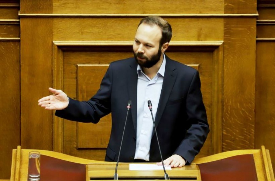 Ψυχογιός (ΣΥΡΙΖΑ): Ακραία καταστολή και αυταρχισμός της ΝΔ στα νησιά