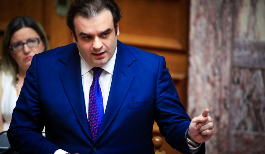 Σκληρή απάντηση Πιερρακάκη στην αντιπολίτευση: «Φέρατε στη Βουλή τα ακροδεξιά τρολ» - «Είστε συκοφάντες, τοξικοί, αδιάβαστοι»