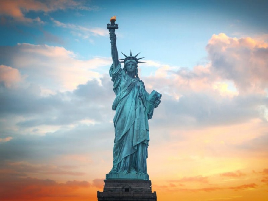 Έρευνα Reuters: «Βουτιά» 30% στο αμερικανικό ΑΕΠ το β’ τρίμηνο 2020 «βλέπουν» οι αναλυτές