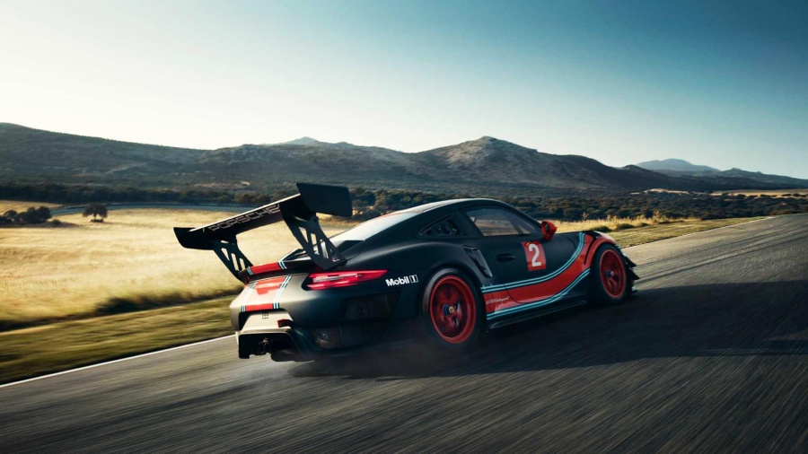 Porsche: Σε 200 μονάδες η 911 GT2 RS Clubsport