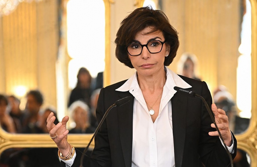 Βυθισμένοι στη διαφθορά - Η υπουργός Πολιτισμού της Γαλλίας κατηγορείται για παράνομο lobbying υπέρ Renault - Nissan