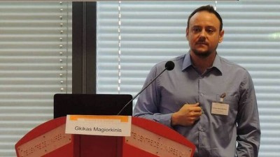 Την παραίτηση Μαγιορκίνη από την επιτροπή εμπειρογνωμόνων για τον Covid -19 ζητεί ο ΣΥΡΙΖΑ