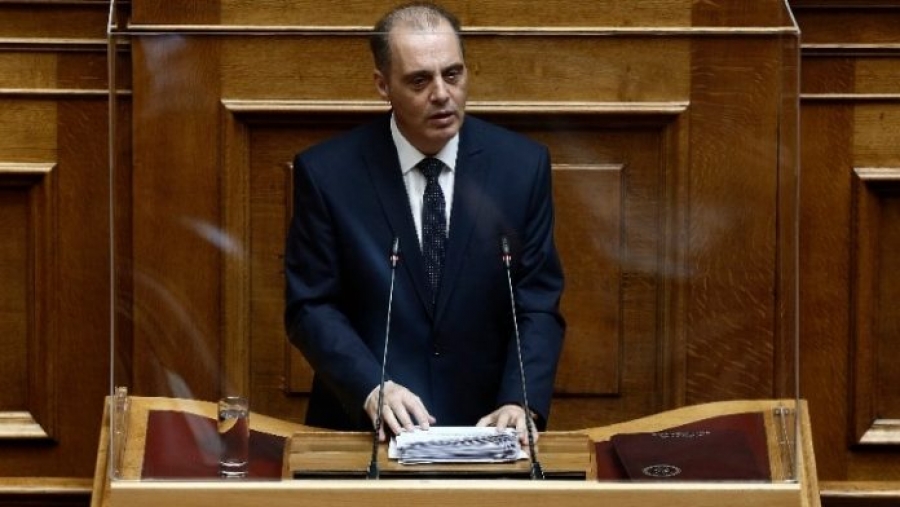 Βελόπουλος: Η κυβέρνηση χωρίζει τα ελληνόπουλα σε δυο κατηγορίες -  Διχάζει τους Έλληνες σε εμβολιασμένους και μη