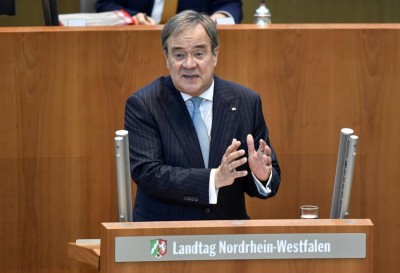 Πρωθυπουργός Βόρειας Ρηνανίας - Βεστφαλίας: Δεν θα αφήσουμε την Ελλάδα μόνη στο μεταναστευτικό