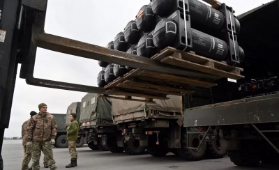 Η Ουκρανία παίρνει όπλα ΗΠΑ, η ΕΕ πληρώνει τον λογαριασμό – Μία τρύπα στο νερό η βοήθεια των 61 δισ. δολ, ασταμάτητη η Ρωσία