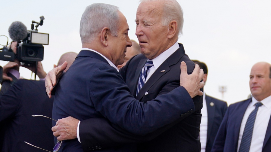 Προκλητικός ο Biden: Ζητά προστασία των αμάχων… αλλά στέλνει όπλα για τον βομβαρδισμό Γάζας - Το αποδοκιμάζει το 53% των Αμερικανών