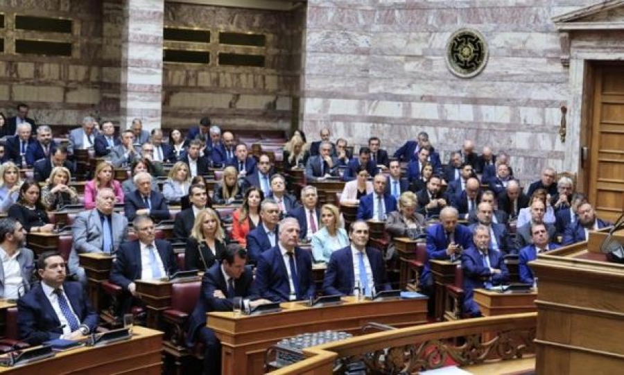 Έξαλλοι βουλευτές της ΝΔ με το διάταγμα για τα οικόπεδα στους μικρούς οικισμούς