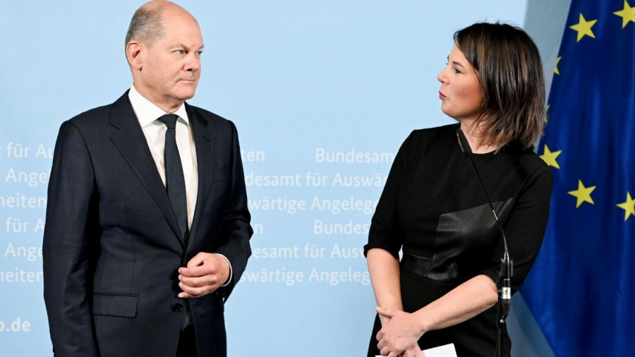 Εμφύλιος στη γερμανική κυβέρνηση για τα Taurus - Η ΥΠΕΞ Baerbock στηρίζει την άμεση αποστολή τους στην Ουκρανία κόντρα στον Scholz