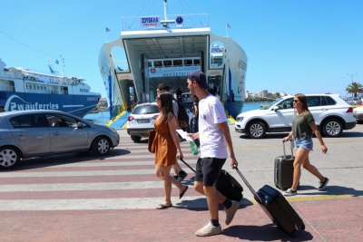 Aύξηση κατά 6% στις τιμές των ακτοπλοϊκών εισιτηρίων - Έως και 25% ακριβότερα τα νέα καύσιμα