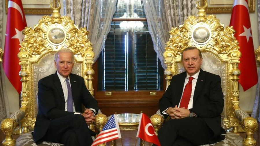 Το... πόκερ Erdogan με Biden: «Η Τουρκία δεν είναι μια τυχαία χώρα» - Το χαρτί των S 400 και η Γενοκτονία των Αρμενίων
