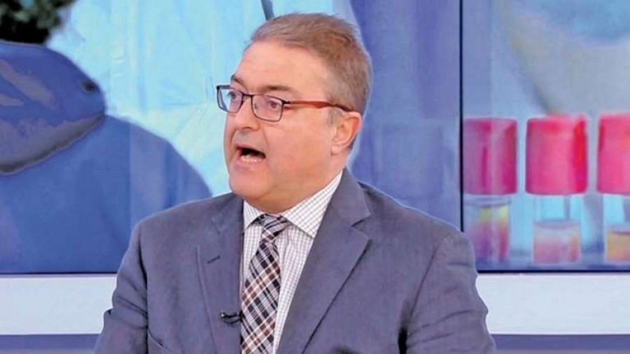 Βασιλακόπουλος: Σε σταθερότητα η πανδημία covid, αν και 130 με 160 θάνατοι την εβδομάδα