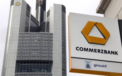 Commerzbank: Διακόπτει και αυτή κάθε δραστηριότητα στη Ρωσία