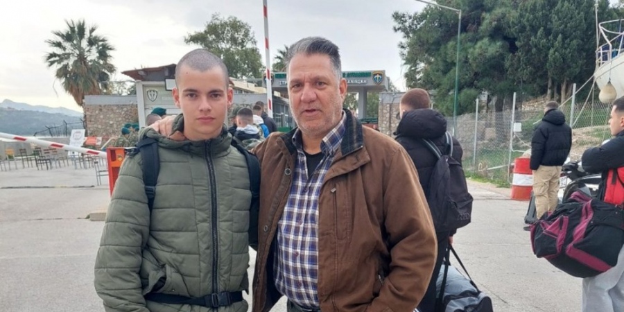 Απαντήσεις για την τραγωδία στη Ρόδο ζητά ο πατέρας του 19χρονου Ραφαήλ - Μάχη για τη ζωή του δίνει ο 39χρονος Επιλοχίας