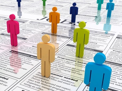 Ο 1 στους 3 Αμερικανούς βιώνει απόλυση, περικοπές σε ώρες εργασίας και εισόδημα λόγω κορωνοϊού