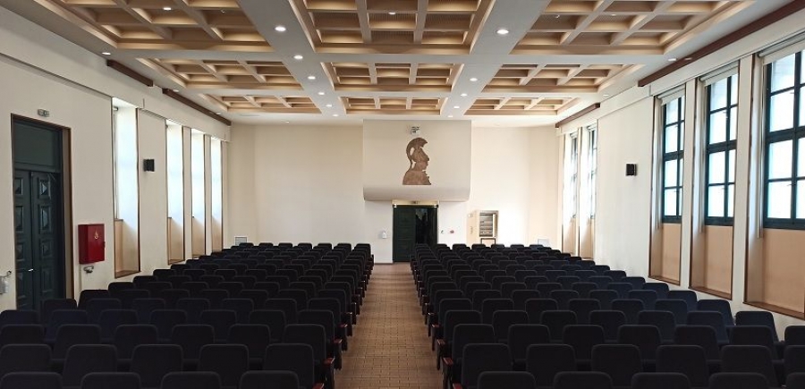 Σκάνδαλο στη Νομική Αθηνών: Καθηγητής παρενοχλεί φοιτητές - Απαιτούσε σεξ και τον έκοψε σε μάθημα όταν αρνήθηκε