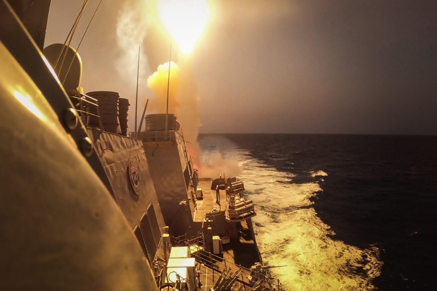 Ένταση στην Ερυθρά Θάλασσα: Επιθέσεις drone και εκρήξεις αναφέρει βρετανική υπηρεσία