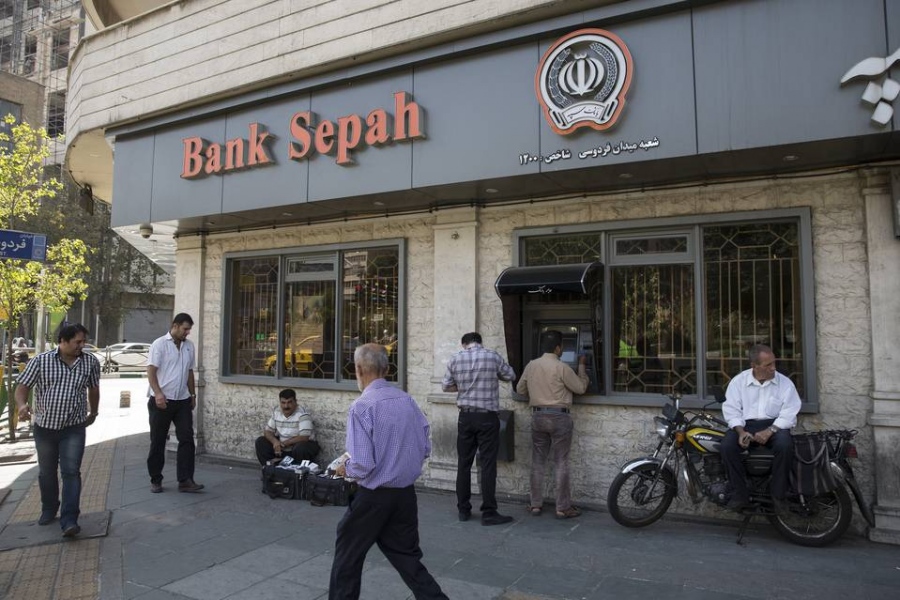 Χτύπημα κάτω από τη μέση στο Ιράν – Χάκερς κατέστρεψαν τα δεδομένα της Sepah Bank