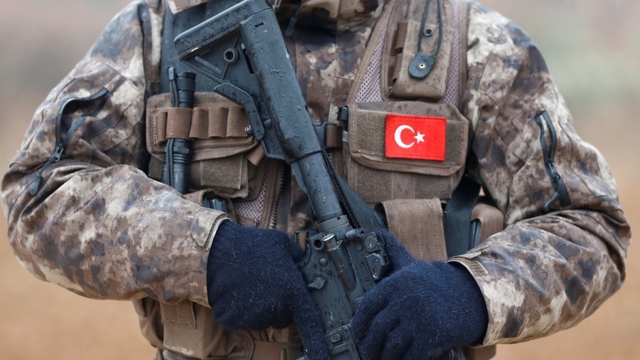 Cumhuriyet: Κρίση στον τουρκικό στρατό - Παραιτήθηκαν πέντε ανώτεροι αξιωματικοί