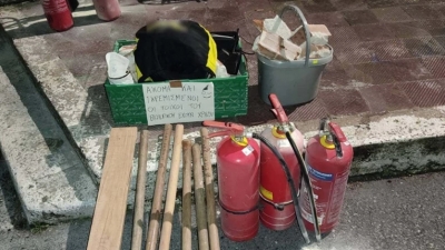 ΑΠΘ: Νέα έφοδος της ΕΛ.ΑΣ. για εκκένωση κατάληψης- Τους επιτέθηκαν με πυροσβεστήρες οι καταληψίες