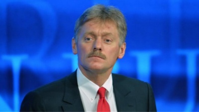 Peskov (Κρεμλίνο): Περιμένουμε την απόφαση του Λευκού Οίκου για συνάντηση Putin - Trump