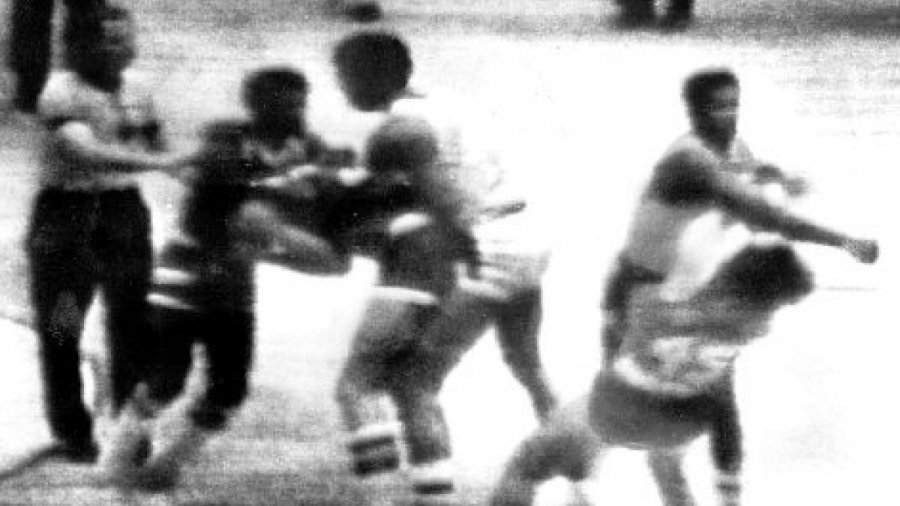 ΝΒΑ: Το πιο αιματηρό χτύπημα στην ιστορία της Λίγκας (video)