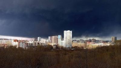 Μαύρη… βροχή – Μαζικές επιθέσεις Ουκρανών σε Tuapse, Perm και Orenburg