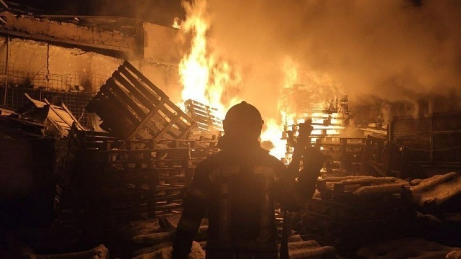 ΝΑΤΟ: Τα ουκρανικά πλήγματα σε ρωσικά διυλιστήρια ενδέχεται να έχουν καταστρέψει το 15% της δυναμικότητάς τους