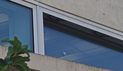 Συναγερμός στον Ταύρο: Τρύπες εντοπίστηκαν σε τζάμια του ΚΕΦΟΔΕ