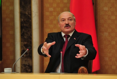 Βόμβες Lukashenko: Άλογο και μπουλντόζα μαζί ο Trump