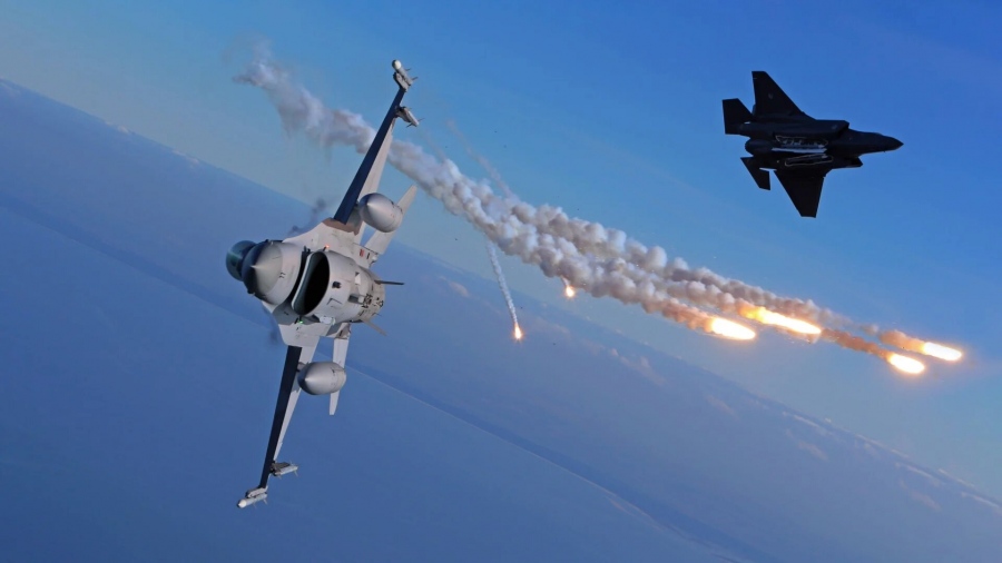 Lockheed Martin: Η συνεργασία F-35 και F-16 είναι φονική σε κάθε σύγχρονο πεδίο μάχης
