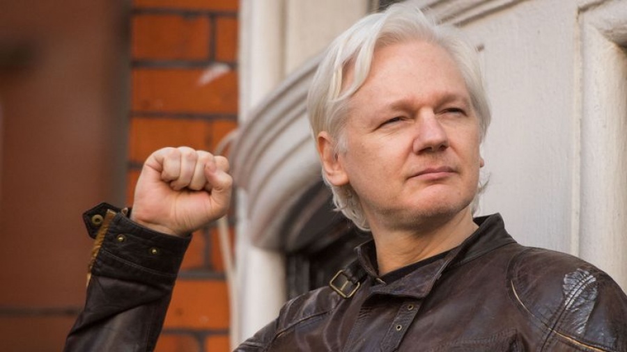 Βρετανία: Επιδεινώνεται η υγεία του Assange – Μεταφέρθηκε στο νοσοκομείο της φυλακής