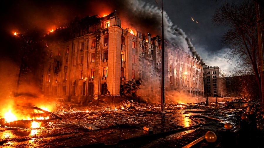 Russia issues unprecedented warning to evacuate Kyiv as threat of total strike on government district escalates