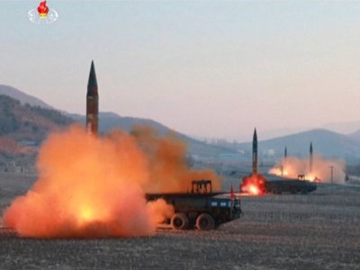 Ν. Κορέα: H B. Κορέα ετοιμάζει βαλλιστικό πύραυλο ικανό να πλήξει τις ΗΠΑ