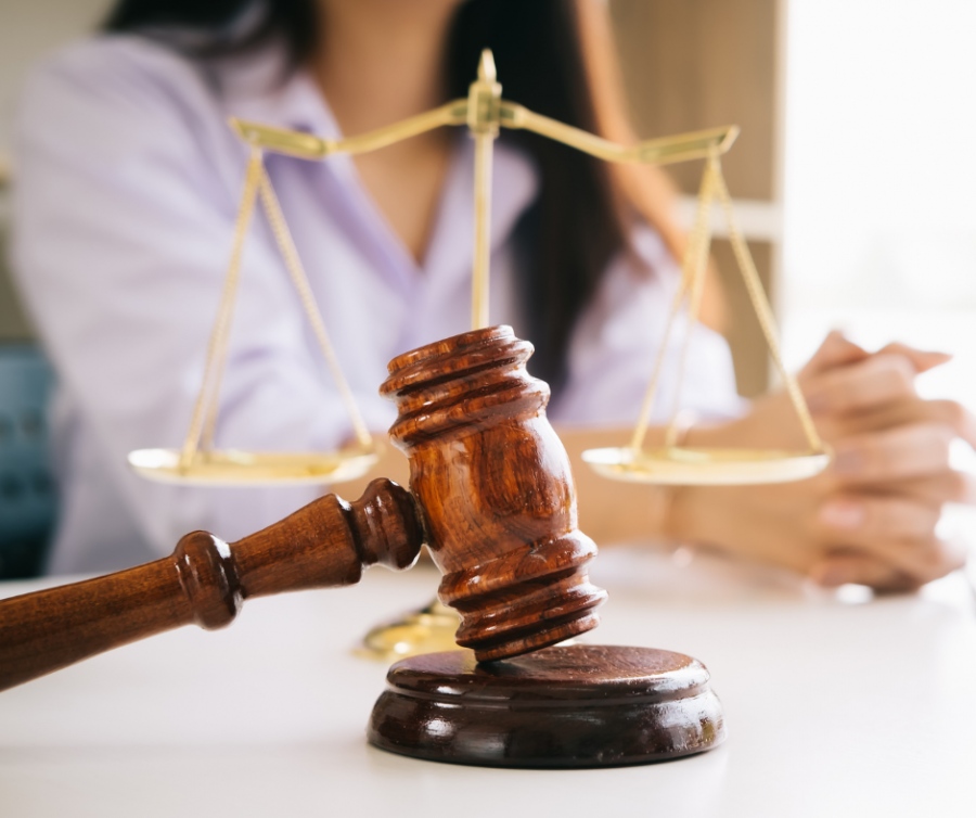 ΔΣ Πειραιά: Πρόσθετη παρέμβαση υπέρ καταναλωτών για τις ρήτρες αναπροσαρμογής ηλεκτρικού ρεύματος