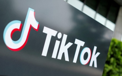 TikTok: Η απαγόρευση της πλατφόρμας στις ΗΠΑ αποτελεί λογοκρισία – Παραβιάζει τα δικαιώματα εκατομμυρίων πολιτών
