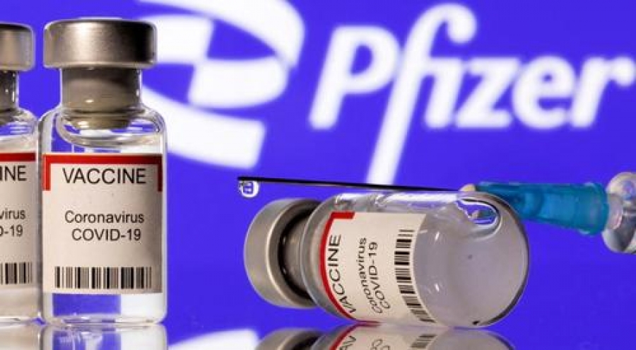 Ο FDA δημοσίευσε περαιτέρω λεπτομέρειες για τις ανεπιθύμητες παρενέργειες που προκαλεί το εμβόλιο Pfizer