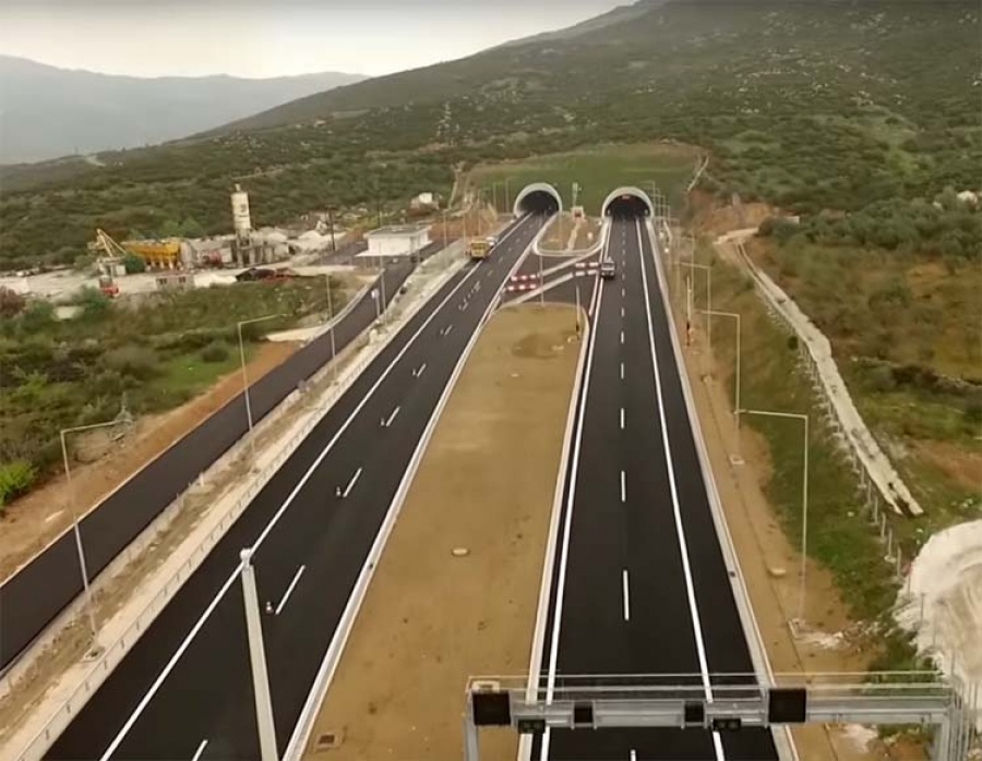 Στην κυκλοφορία η εθνική οδός Αθηνών – Θεσσαλονίκης, στο ύψος των Τεμπών