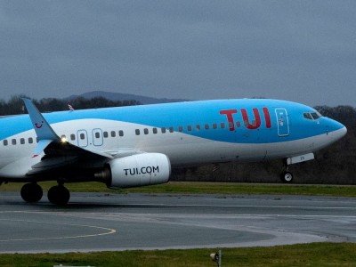 «Μπλόκο» στα ταξίδια στο εξωτερικό βάζει η Βρετανία - Η TUI ακυρώνει όλες τις πτήσεις από Αγγλία προς Ισπανία