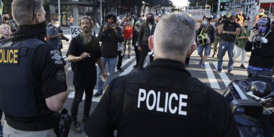 ΗΠΑ: Ένας ακόμη νεκρός απο αστυνομικά πυρά στο Κεντάκι - Μετείχε σε διαδήλωση