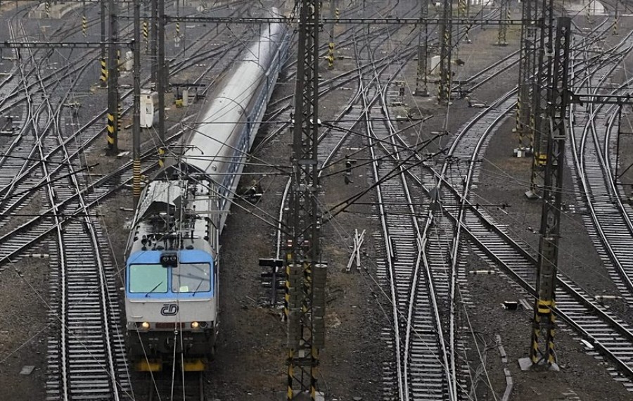 Σύγκρουση τρένων στην Τσεχία - Αναφορές για νεκρούς και δεκάδες τραυματίες