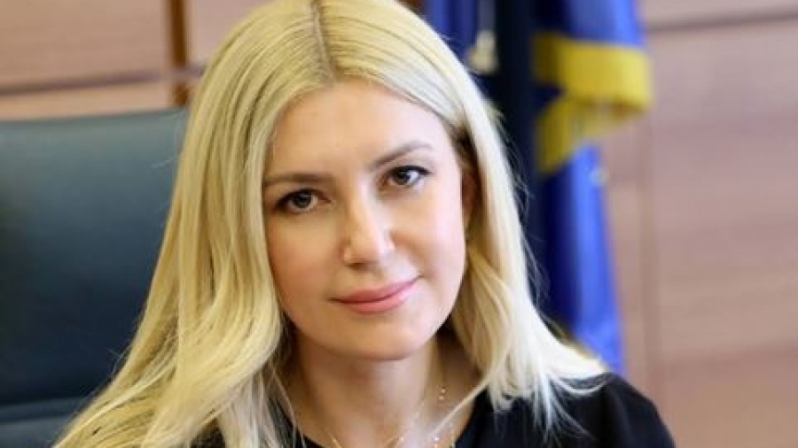 Σύσταση προκαταρκτικής επιτροπής ζητά η Αραμπατζή: Δεν έχω διαπράξει το παραμικρό, άδικες οι κατηγορίες