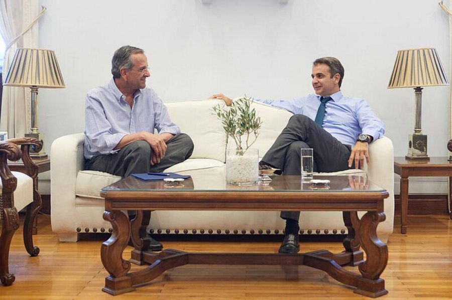 Τετ α τετ Μητσοτάκη - Σαμαρά στη Βουλή - Τι συζήτησαν