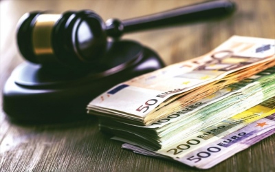 Πτώχευση: Τέλος στις κατασχέσεις μετά τη διαγραφή των χρεών