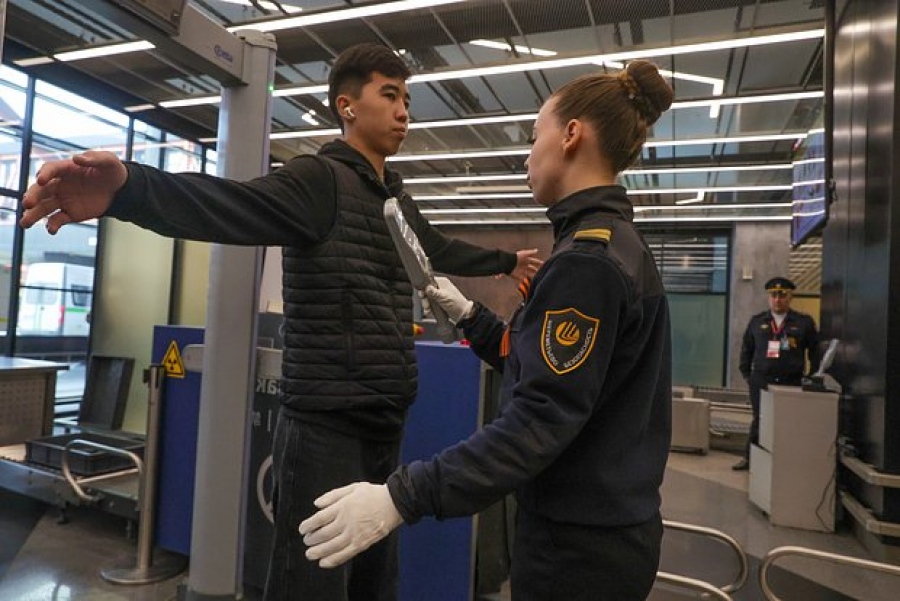 Εργαζόμενοι του μεγαλύτερου αεροδρομίου της Ρωσίας σπεύδουν να παραιτηθούν μαζικά - Τι συνέβη