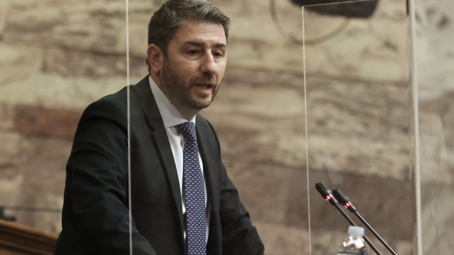 Λευκός καπνός για την ομιλία Ανδρουλάκη - Σύγκληση της ΚΟ του ΚΙΝΑΛ «εκτός ωραρίου» συνεδρίασης της ολομέλειας