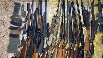 Τα μαύρα, τα κλεμμένα... Oμάδα εμπόρων όπλων συνελήφθη στην Ουκρανία