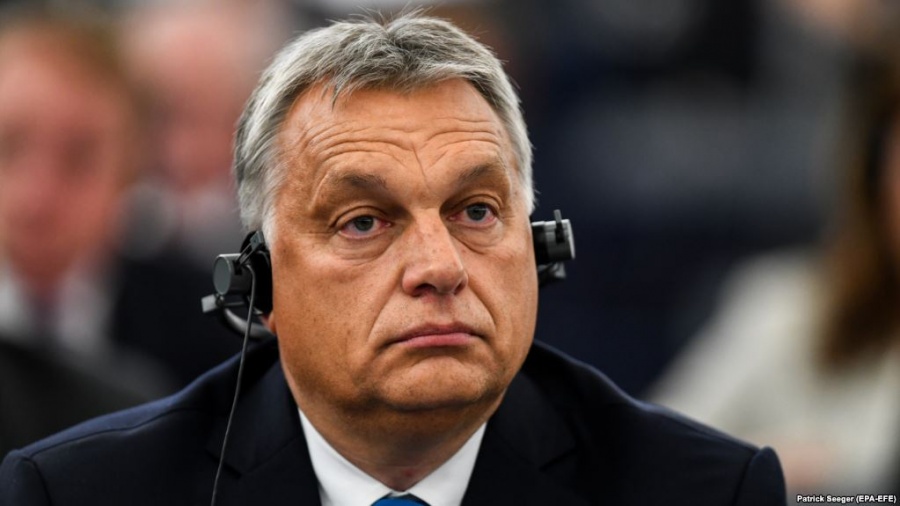 Ουγγαρία: Ο Orban αποκαθηλώνει άγαλμα του 1956, σύμβολο της επανάσταση των Ούγγρων κατά της Ρωσικής κατοχής