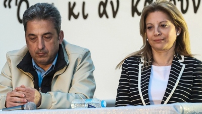 Ασλανίδης κατά Καρυστιανού: Κανένας συγγενής δεν είναι μαζί της