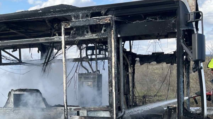 Λαμπάδιασε λεωφορείο του ΚΤΕΛ στη Θεσσαλονίκη - Σώοι οι επιβάτες