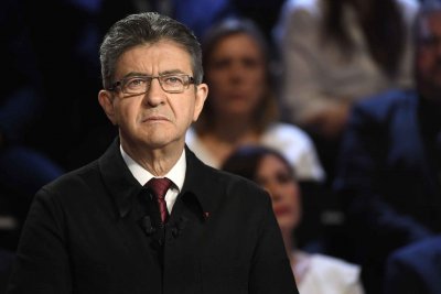 Melenchon: Να αναλάβει η ΕΚΤ το ελληνικό χρέος αγοράζοντας τίτλους και μερίσματα